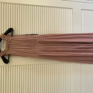 Vera Wang Sleeveless Chiffon Silk Gown